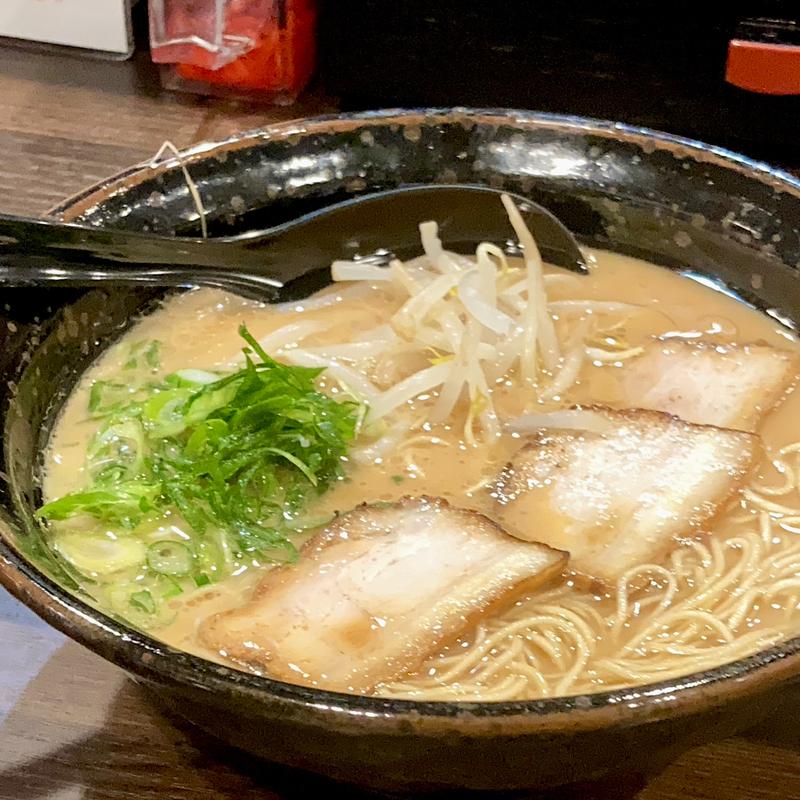 とんこつ醤油(麺や 夢中)