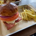 B.L.T Burger(COZY Coffee Spot)