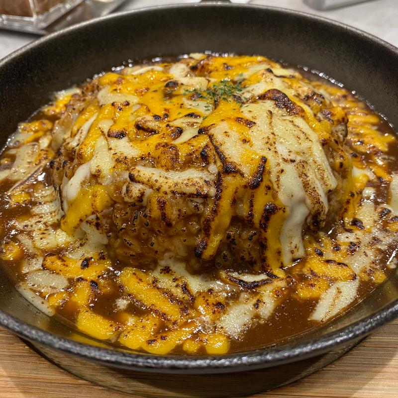 焼きチーズカレー(カレーハウス　ピヨ)