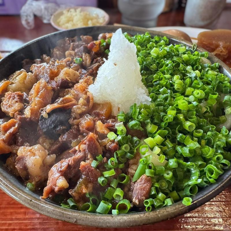 牛すじぶっかけうどん(讃源 )