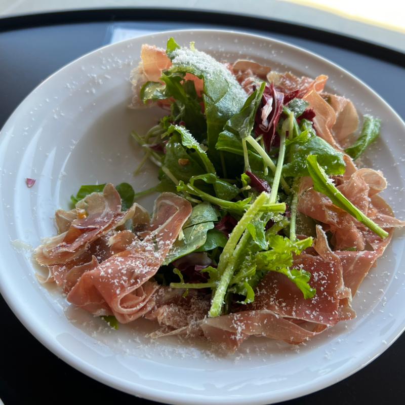 生ハム ルッコラ(メディバル × タニタカフェ 東府中)