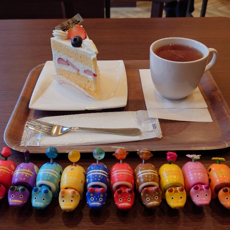 ショートケーキ(パティスリー ルコネサンス)