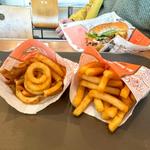 モッツァバーガースーパーフライコンボ(A&W 那覇空港店)