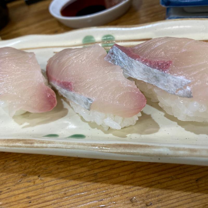 カンパチ3貫(丸天寿司)