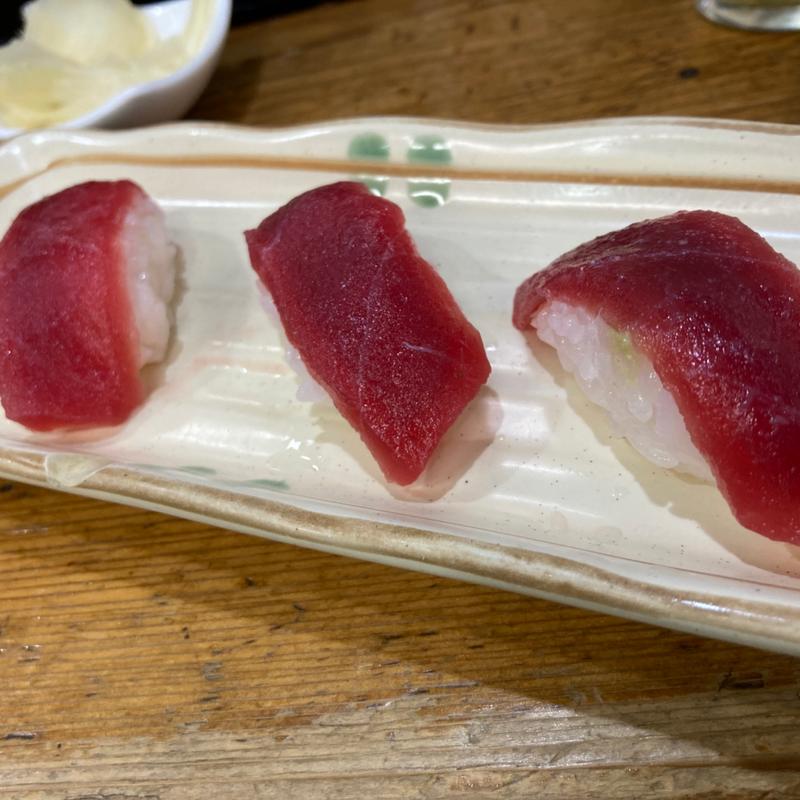 まぐろ3貫(丸天寿司)