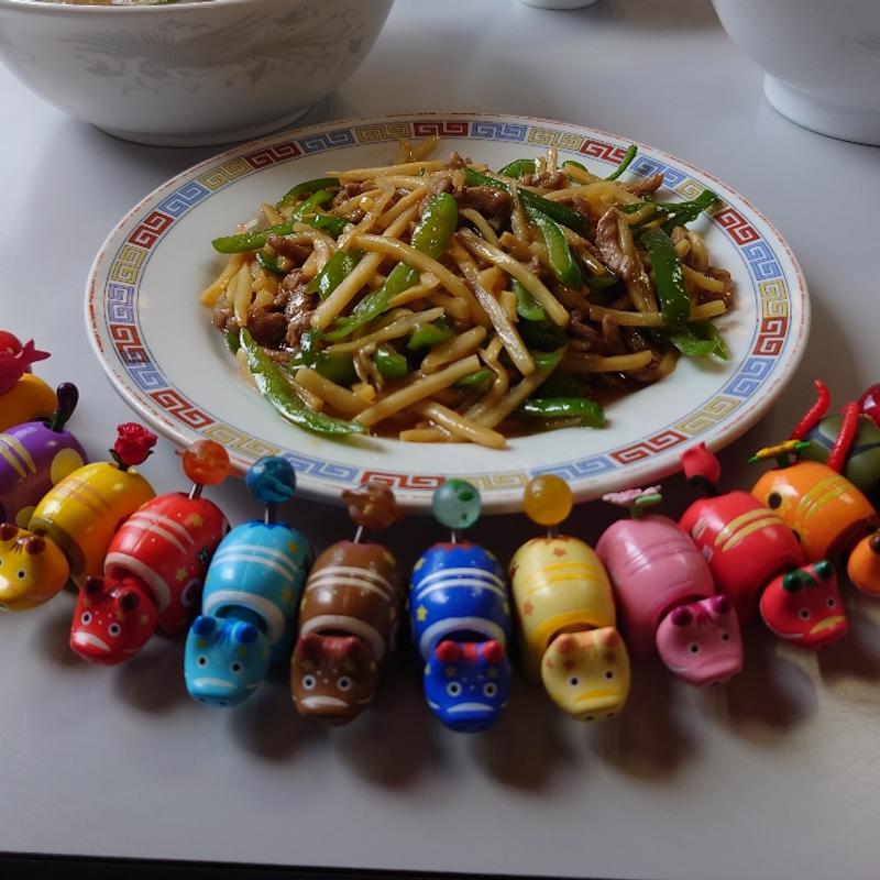 青椒肉絲(みかど チャイニーズレストラン )