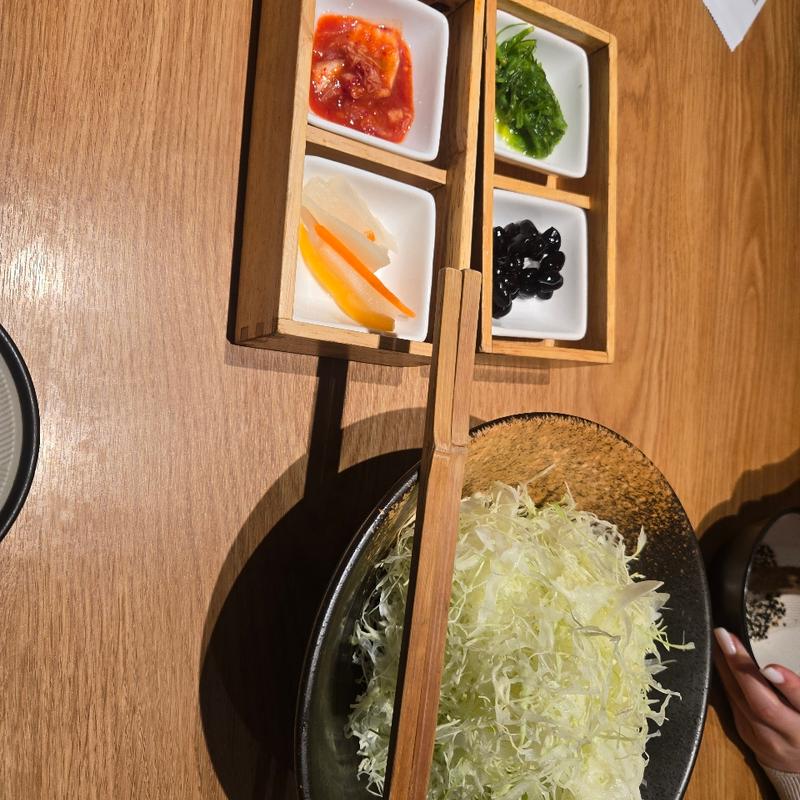 キャベツ　(勝博殿)