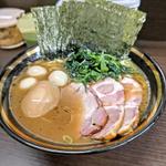 勝鬨ラーメン(並)(横濱家系ラーメン 勝鬨家)
