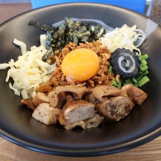 親鳥まぜそば(麺屋 うずふたつ)