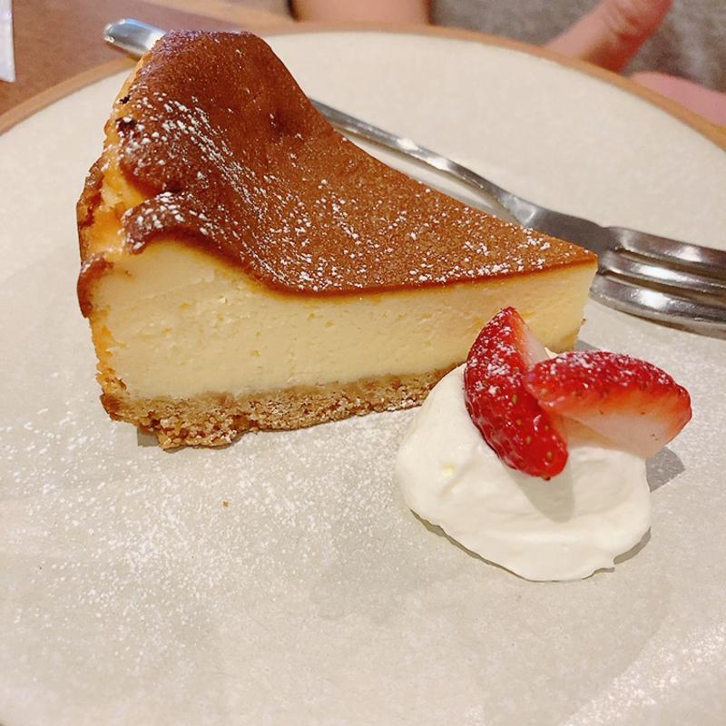 チーズケーキ(MOOD COFFEE AND BAKE)