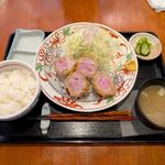 小ひれかつ定食