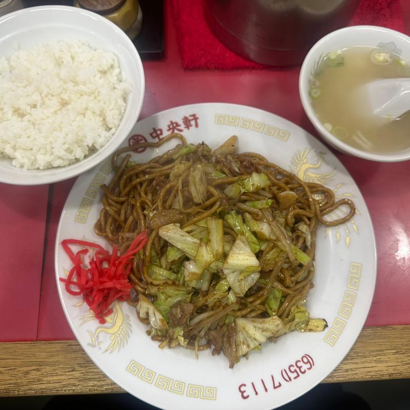 ソース焼きそば定食(光・中央軒)