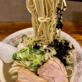 濃厚煮干しそば 大(煮干し中華そば専門 煮干丸)