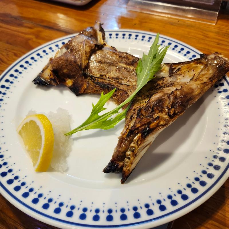 那覇マグロかま焼き(海さん〜市)