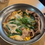 肉ニラ卵とじ(やきとり酒蔵 庄助本店)