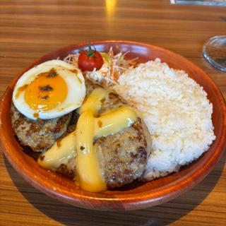 チーズハンバーグディッシュ エッグハンバーグ追加