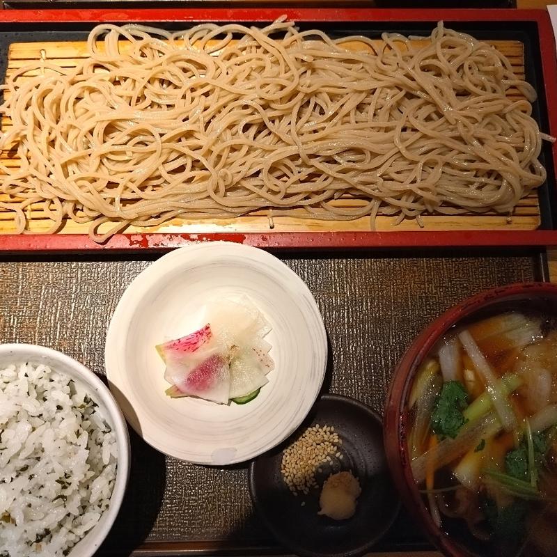 和牛ホルモンのつけそば(そば道 西のはなれ)