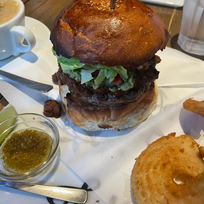 MEX UP(folk burgers&beers)