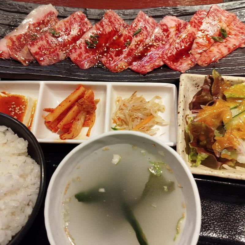 和牛カルビランチ(焼肉一式 道盛)