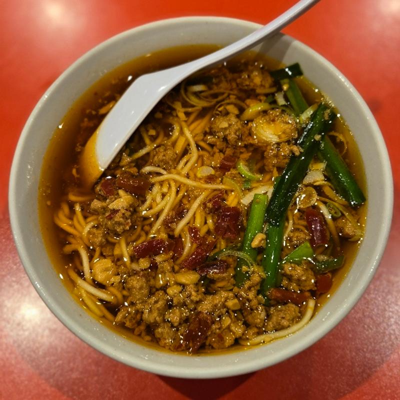 台湾ラーメン(台湾料理 味仙 大阪駅前第2ビル店)