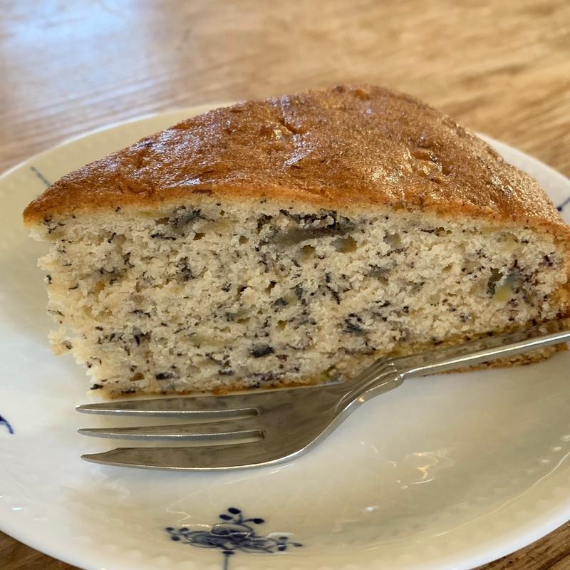 バナナブレッドケーキ(ティールーム バートン TEA ROOM BURTON)