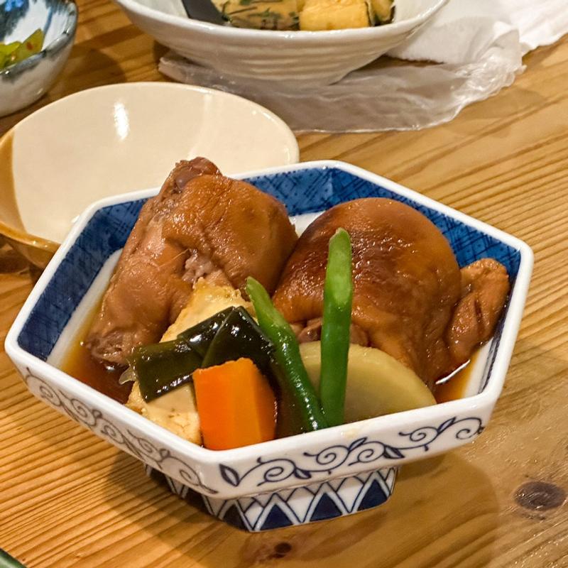 てびちの煮付け(北谷殿内)