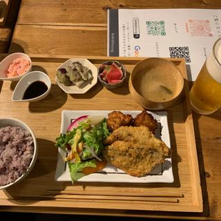 骨なしアジフライ&唐揚げ定食(8484 Dining 船橋本店)