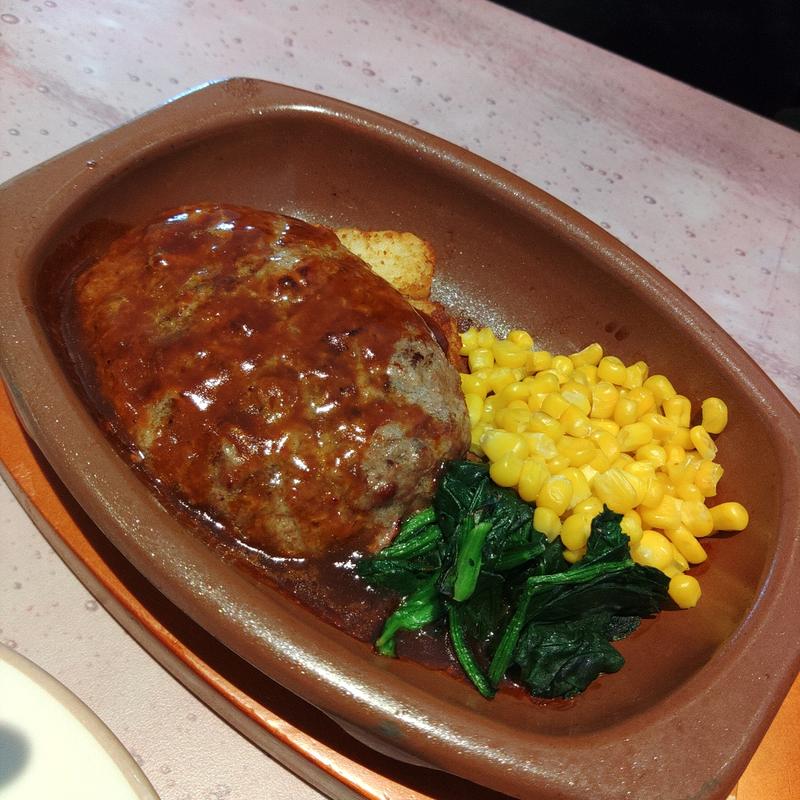 牛100％ハンバーグ　特製デミソース(サイゼリヤ 水沢あてるい店)