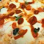 (ピッツェリア アミーチ （PIZZERIA AMICI）)