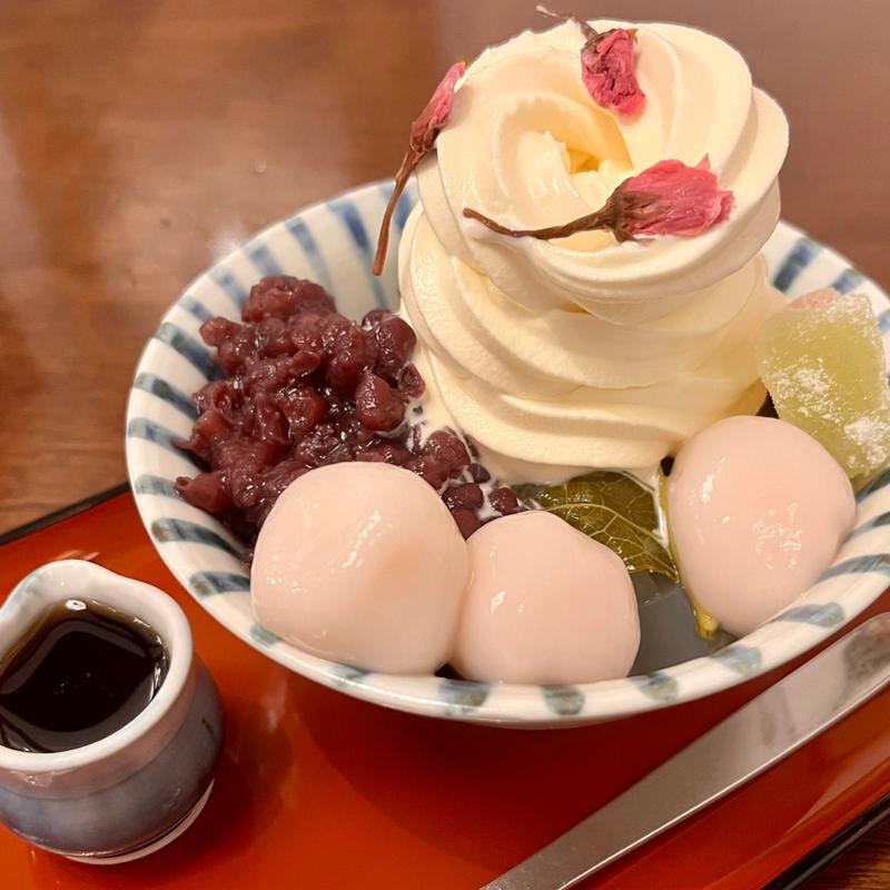 桜あんみつ(甘味おかめ 有楽町店)
