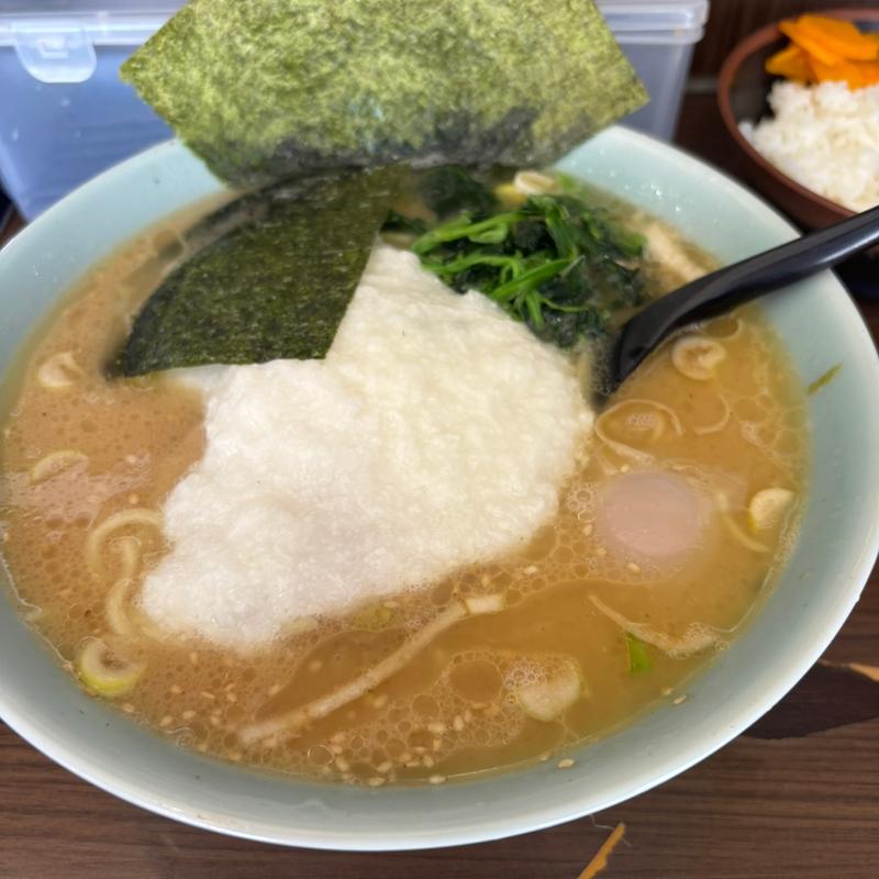 とろろラーメン(ラーメン 千家本店)
