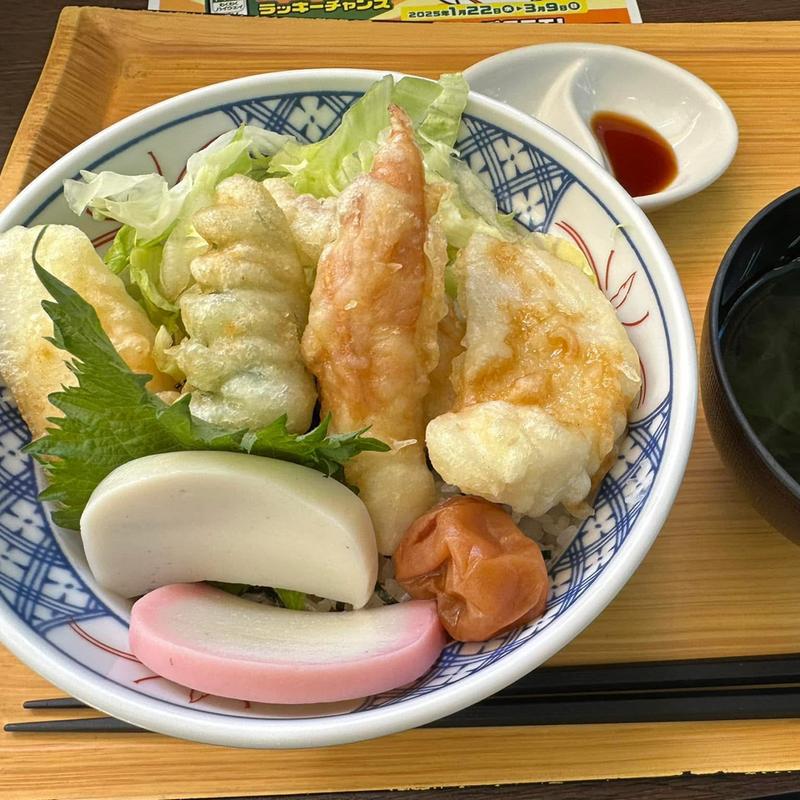 かまぼこ天丼(大磯パーキングエリア　スナックコーナー)