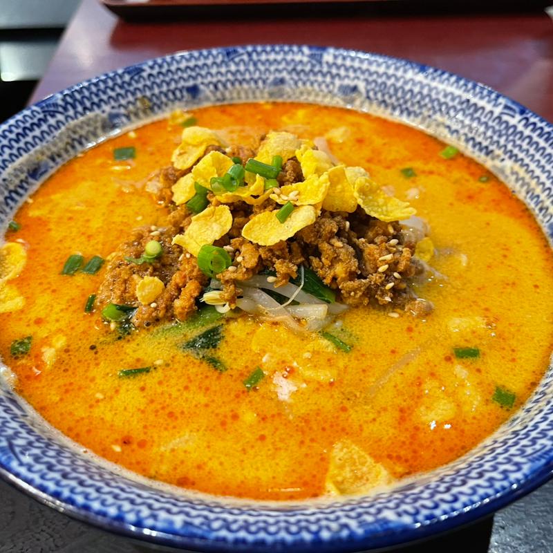 青蓮担々麺(健康中華庵 青蓮 六本木一丁目店 )