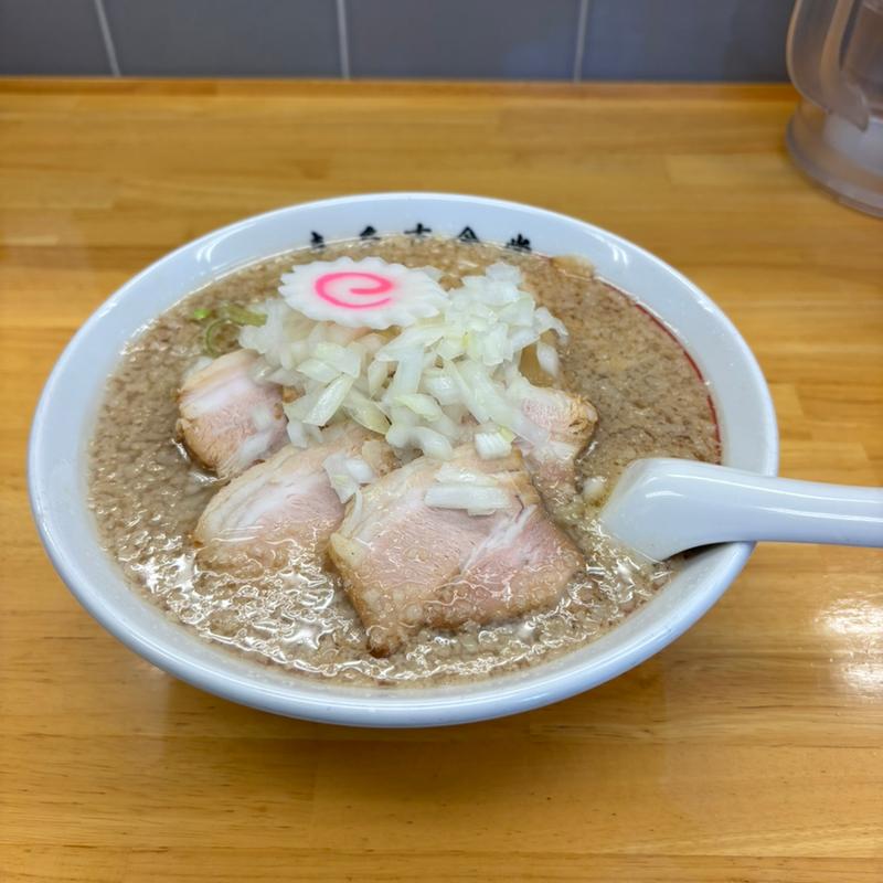 醤油ラーメン（背脂） チャーシュートッピング(喜多方食堂 磯崎)