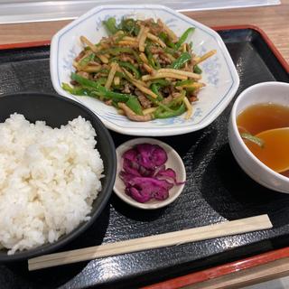 青椒肉絲定食(福しん　サンシャインシティアルタ店)