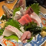 刺身5点盛り合せ(魚バカ一代 新橋本店)