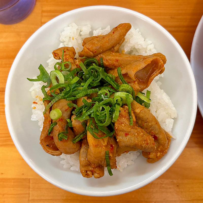 もつごはん(豚骨らーめん てっちゃん)