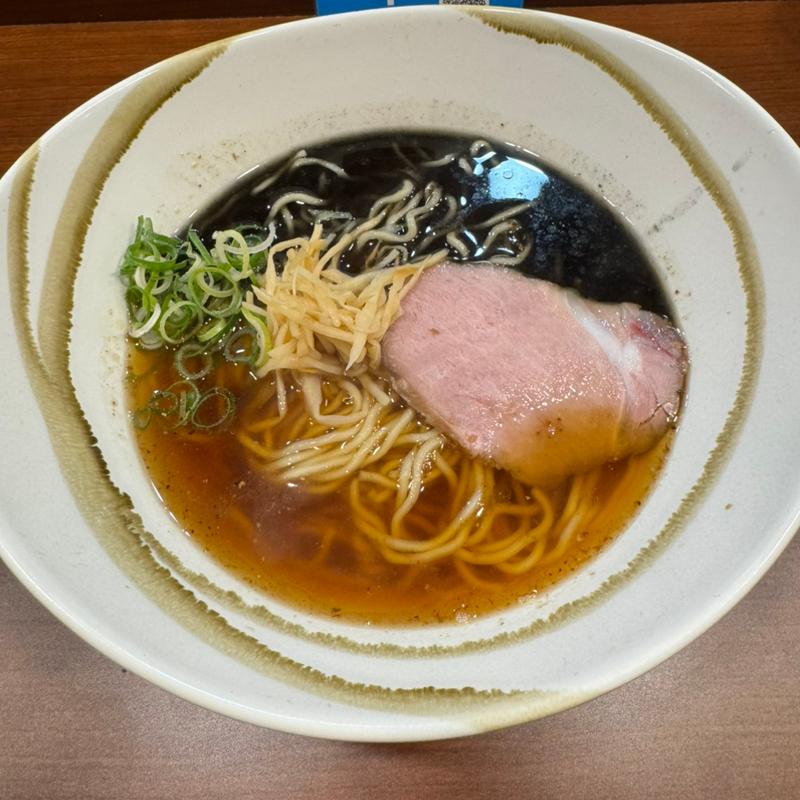 醤油ラーメン(ラーメンニキ新橋)