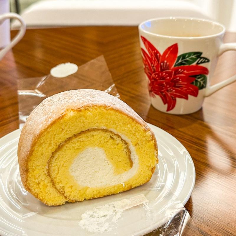 カットロールケーキ(道の駅ロール)(道の駅許田 パン工房 ラ・ガール)