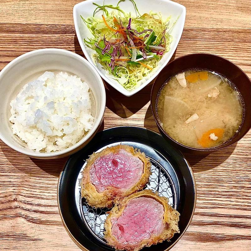 とんかつ3個定食(とんかつ成蔵（南阿佐ヶ谷）)