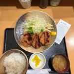 ひれかつ定食(旬菜　くろ川 )