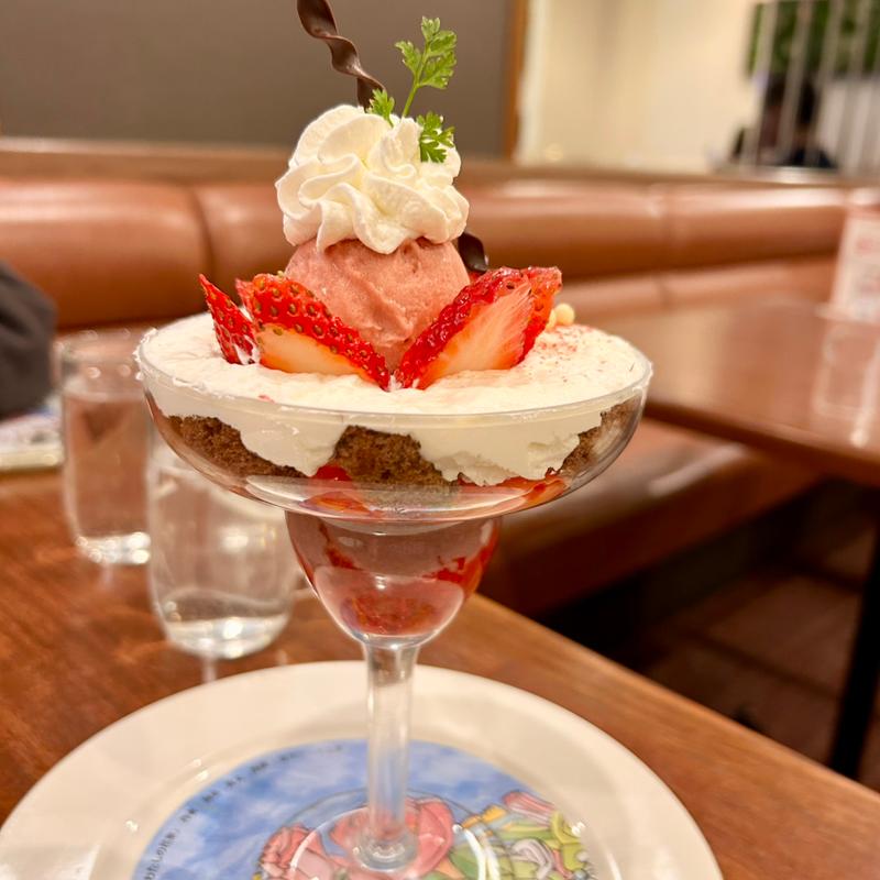 苺のふんわりショートケーキ仕立て(ロイヤルホスト津田沼駅前店)