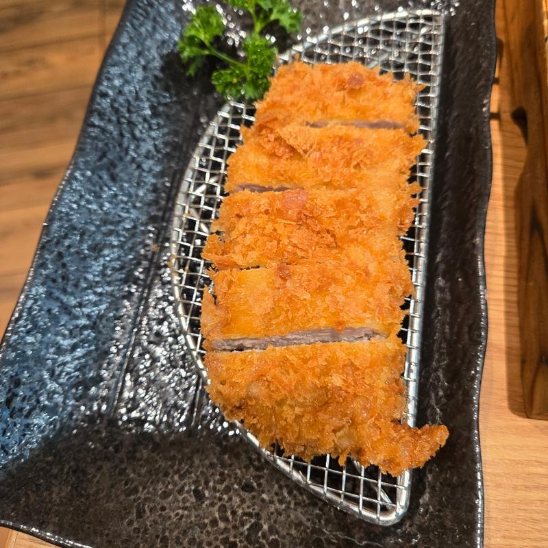 ロースかつ(勝博殿)