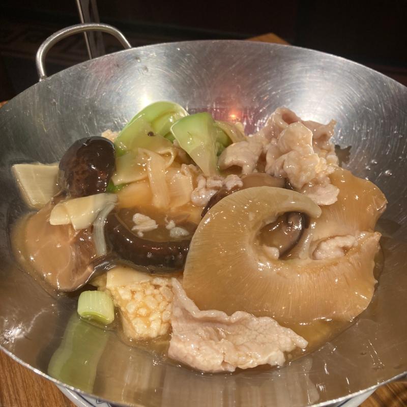 フカヒレおこげご飯(重慶飯店 横浜中華街 新館1F)