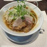 超濃厚魚白湯らーめん(だしが命の塩らーめん ぎょぎょぎょ なんばパークス店)