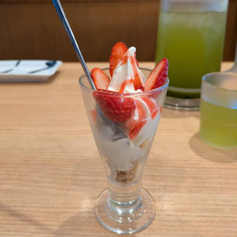 ミニパフェ(丸源ラーメン 稲城平尾店)