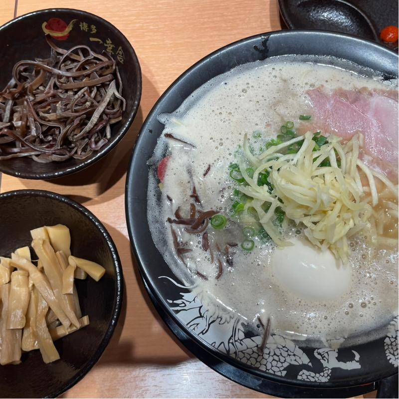 豚骨ラーメン(元祖泡系 博多一幸舎 福岡空港国内ターミナル店)