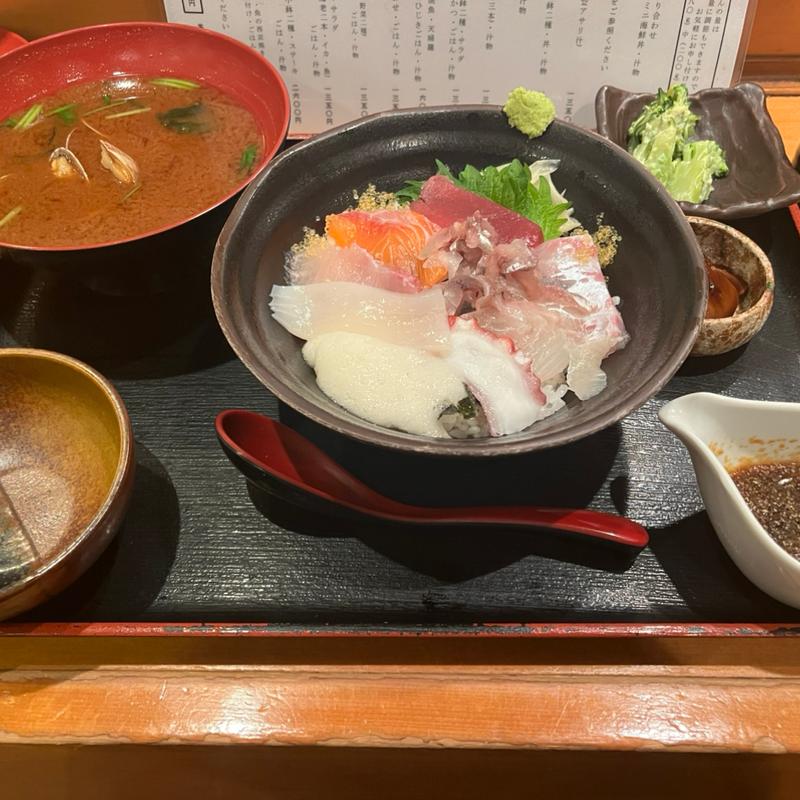 海鮮丼御膳(旬彩食卓 芦屋ひろ)