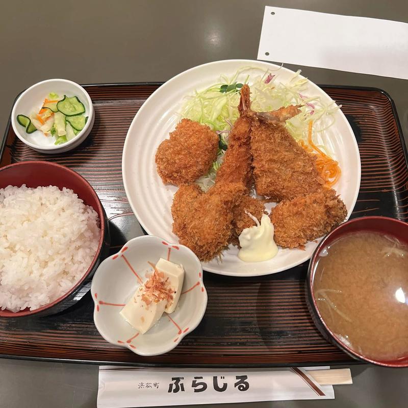 牡蠣徳盛りセット(カツレツレストラン ぶらじる)