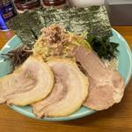 塩ネギラーメン(チャーシュー のり)